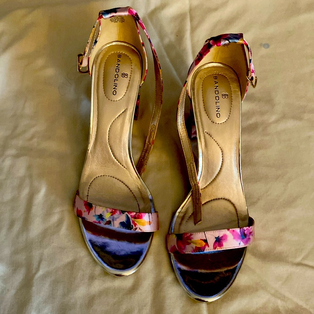 Women’s beautiful pink ankle straps heel sandals
